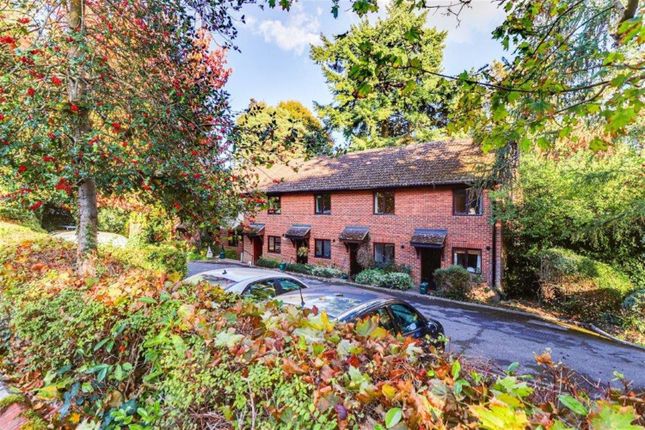 2-bed house on Nightingale Road, Godalming, £399,950