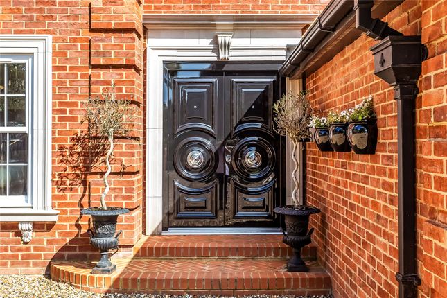 Woodham Lodge, 10, Woodham Waye, Surrey photo 3