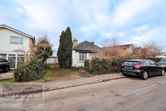 3-bed house on 107a, Old Nazeing Road, Broxbourne, £795,000