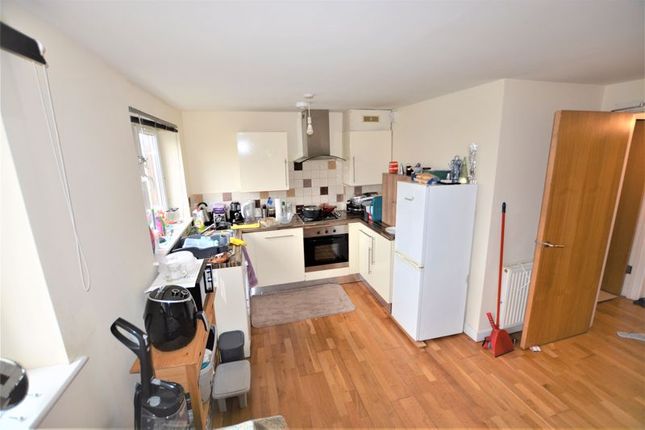 Flat for sale in Chalvey Road West, Slough