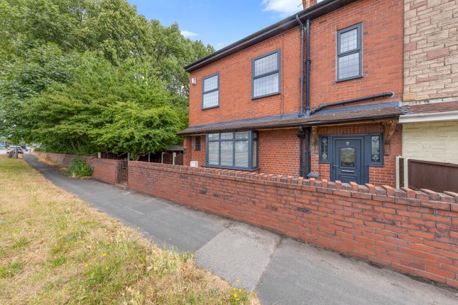 697 Winwick Road, Warrington photo 4