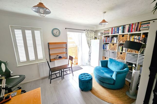 Flat 9, 5 Vincent Road, Sheringham photo 4