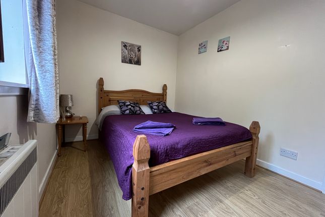 Thumbnail Flat for sale in Cathedral Court, Elgin
