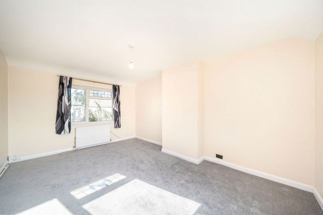 40, Indus Road, London photo 4