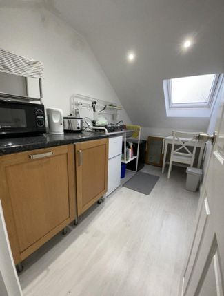 Thumbnail Room to rent in Dacre Road, London