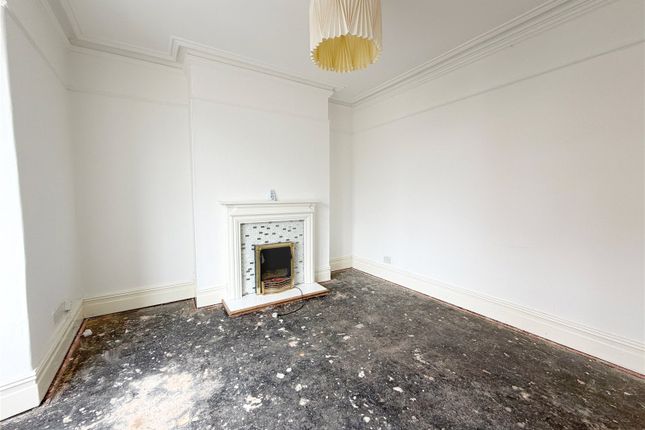 76, High Street, Greater Manchester photo 3