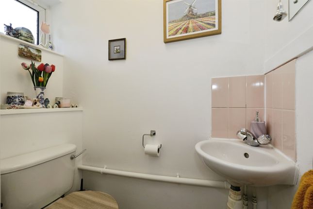45, Cumbrian Avenue, York photo 3