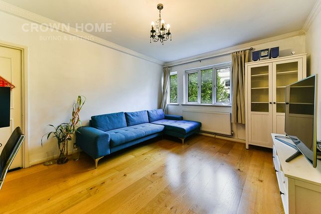 Thumbnail Flat to rent in Oak Tree Lodge, Leinster Gardens