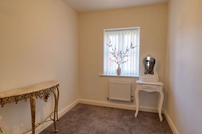 Terraced house for sale in Millfield Close, Gainsborough