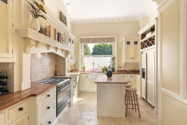 4, Chester Terrace, London photo 4