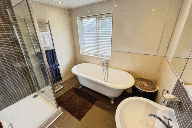 6, Caldbeck Drive, Bolton photo 4