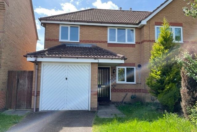 Semi-detached house to rent in Hogarth Close, Hinckley