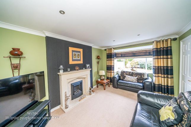 14, Stag Drive, Huntington, Cannock photo 2