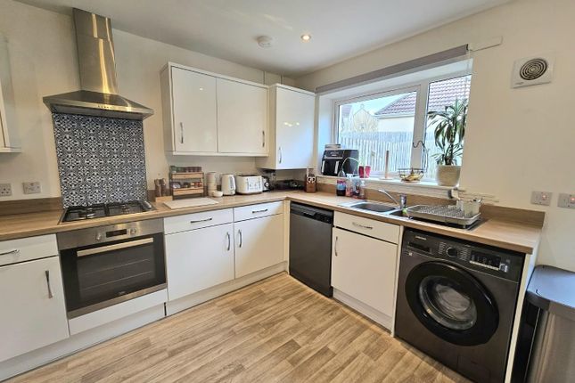20, Dauncey Close, Wotton-Under-Edge photo 3