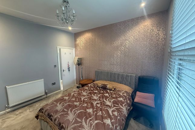 1,149 , Wennington Road, Rainham photo 4