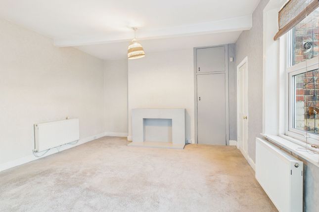 99 Moore Street, Gateshead photo 2