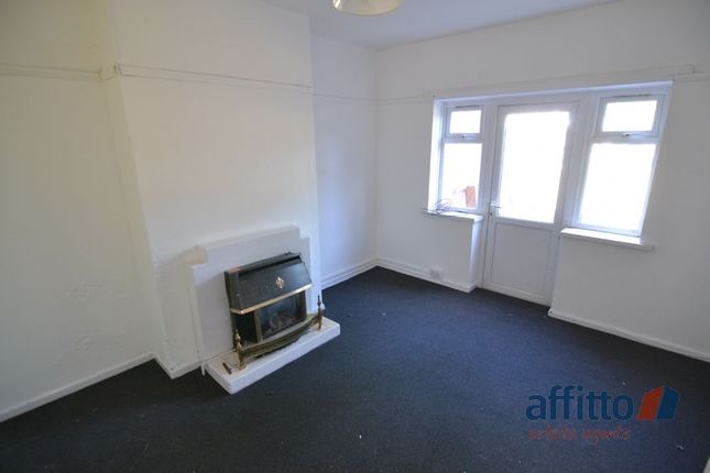 Thumbnail Semi-detached house to rent in Fieldhouse Road, Wolverhampton