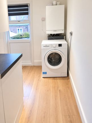 5, Grainger Road, Wood Green photo 5