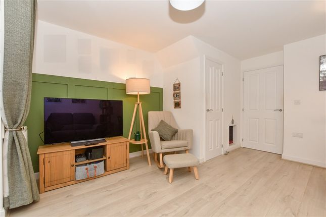 Pearson Drive Staplehurst, Tonbridge photo 4