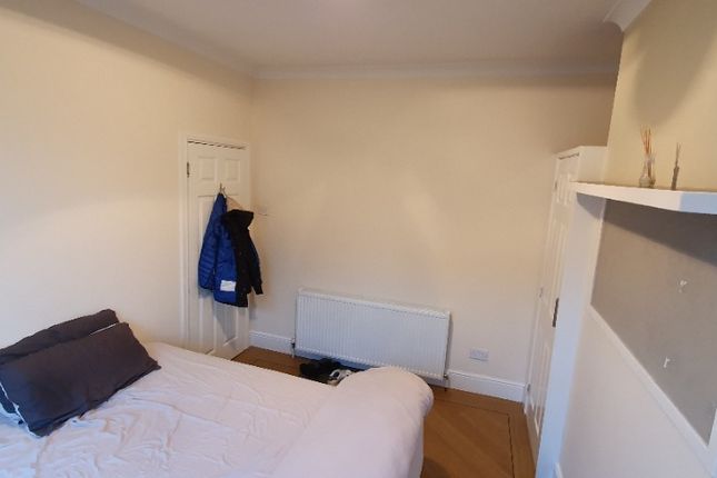 Room to rent in Harefield Road, Coventry CV2