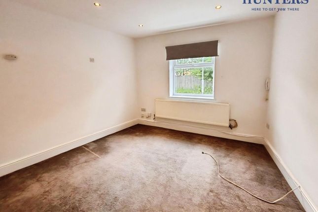 122b, Marston Road, Stafford photo 3