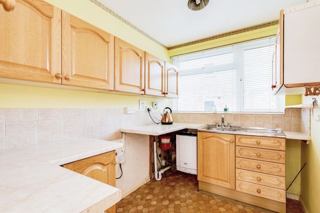 Flat for sale in Compass Close, Oxford