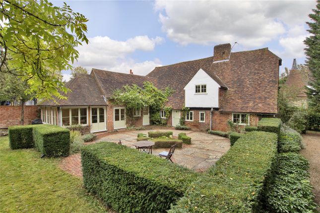 Thumbnail Detached house for sale in Taylors Lane, Trottiscliffe, West Malling, Kent