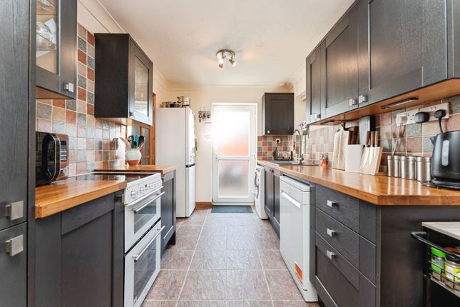 28, Kiln Close, Ely photo 4