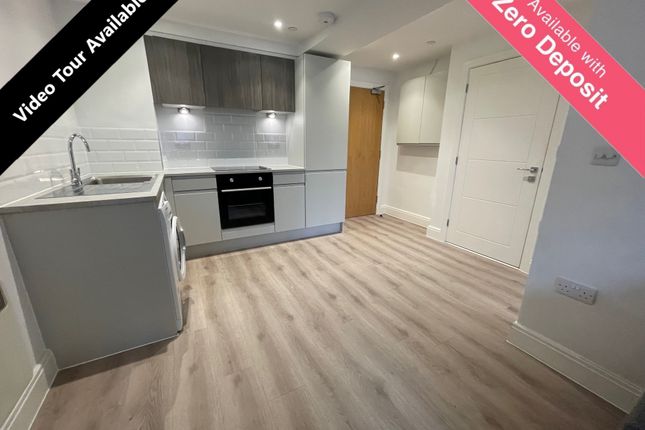 Flat to rent in Albert Road, Bournemouth