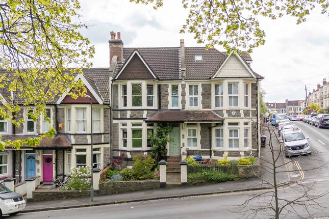Terraced house for sale in Nutgrove Avenue, Victoria Park, Bristol