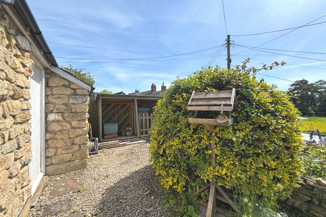 19, Ellerncroft Road, Wotton-under-Edge photo 4