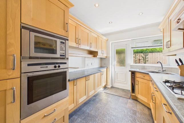 2 Randsfield Avenue, Brough, East Riding of Yorkshire photo 2