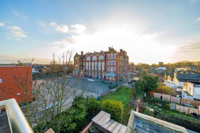 Flat for sale in Munster Road, London