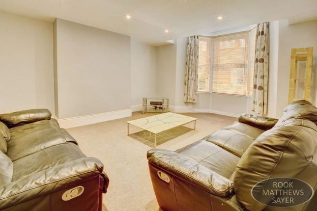 Ashleigh Grove, Newcastle Upon Tyne photo 3