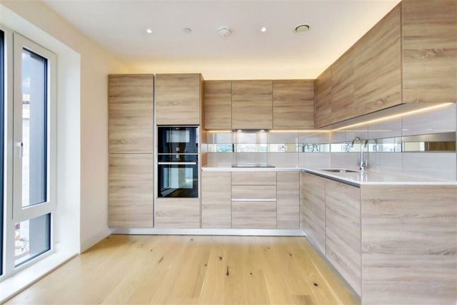 Flat 1108, Judde House, Duke Of Wellington Avenue, Greenwich, London photo 2