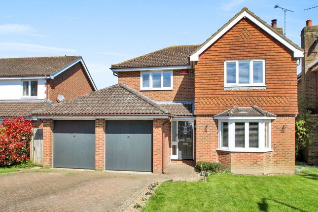 4-bed house on 4 Little Robhurst, Ashford, £685,000