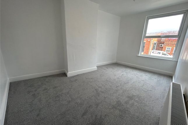 25, Dewsbury Road, West Yorkshire photo 5