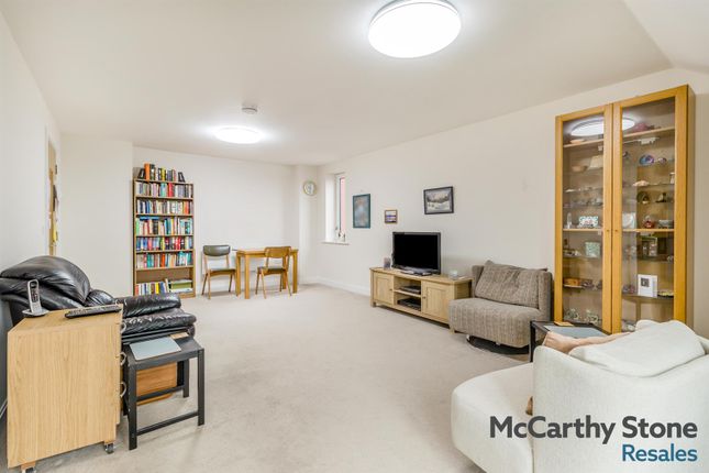 25 Flora Grange, Uppergate Road, Sheffield photo 4