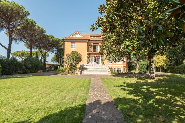 Villa for sale in Via Della Camilluccia, Roma, Lazio