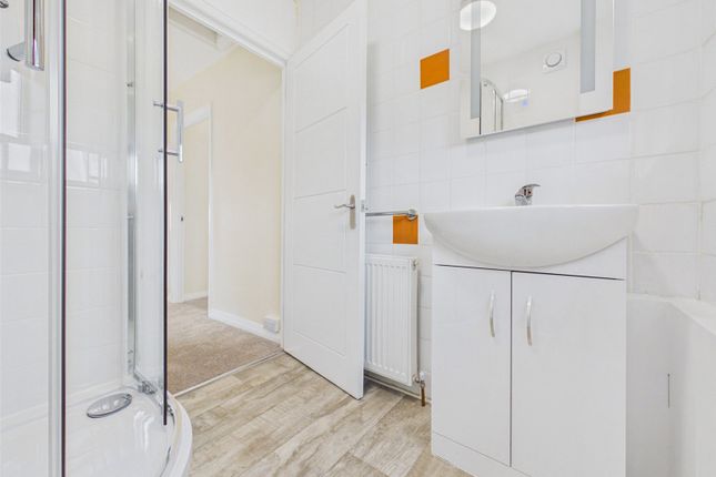 20, Zealand Avenue, West Drayton photo 5