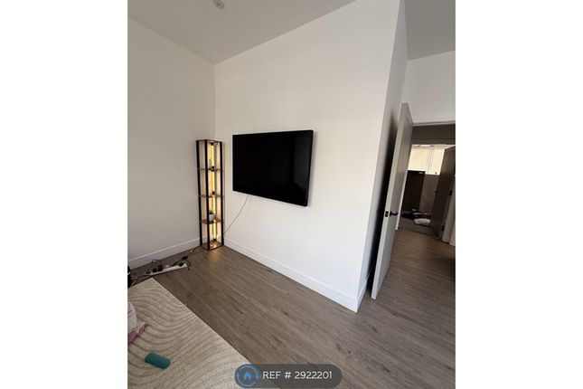 Apartment, Silvester House Silvester St, Hull photo 3