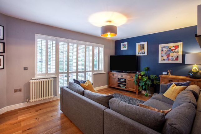 113, Ironstone Crescent, Sheffield photo 3