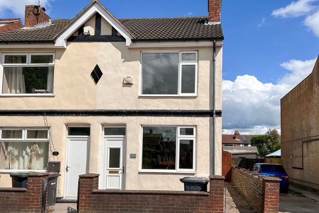 3 bed semi-detached house to rent in George Street, Sutton-In-Ashfield NG17