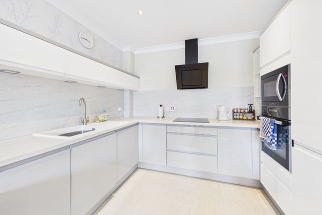 25, Hutcliffe Wood View, Sheffield photo 4