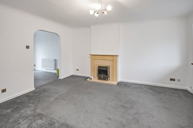 27, Moreton Drive, Leigh photo 3