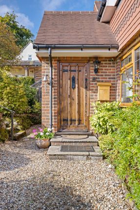 Orchard Cottage Petworth Road, Haslemere photo 3