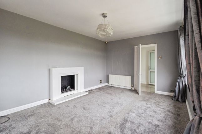 8, Fern Crescent, Greater Manchester photo 2