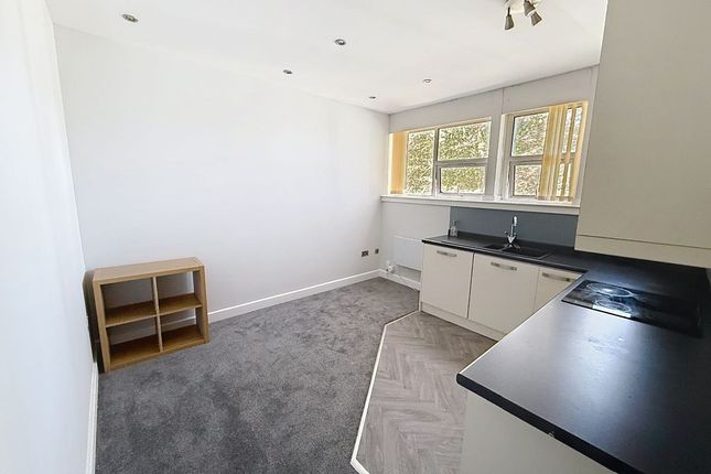 Flat 7, TOPS, Ravenscliffe Road, Stoke-on-Trent photo 3