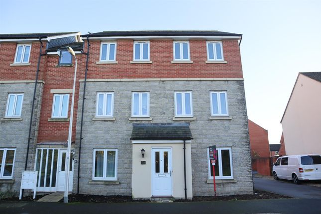 Thumbnail Flat to rent in Kent Avenue, West Wick, Weston-Super-Mare
