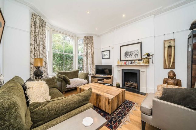 10, Sugden Road, London photo 2